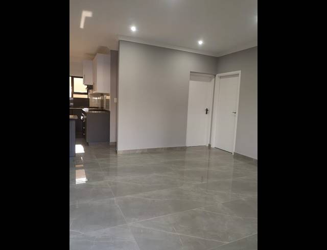 2 BEDROOM FLAT RENTED IN SYDENHAM